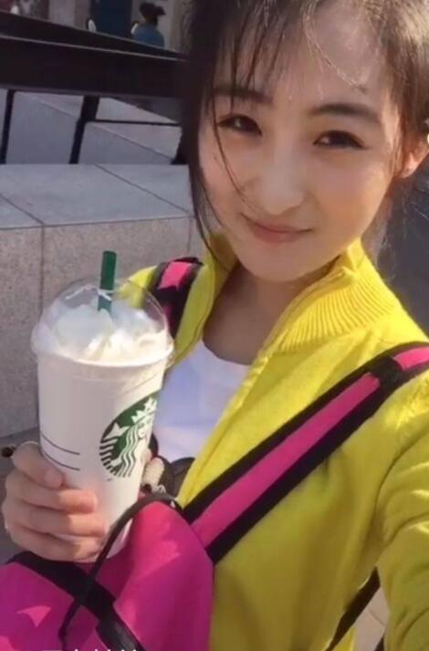 包河 苗条小少妇